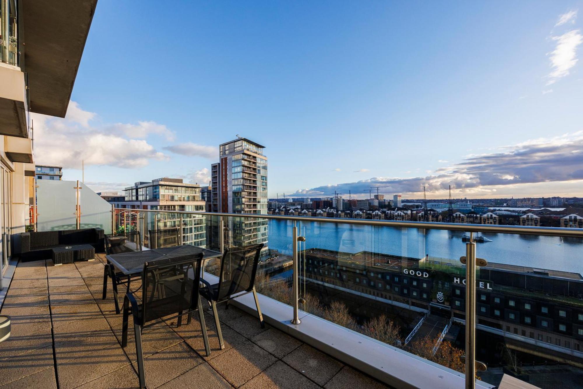 Austin David Executive Excel Apartment London Exterior photo